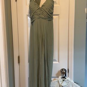 Elegant Green Maxi Dress